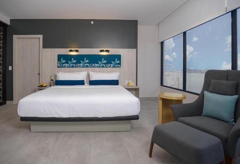 스위트 킹사이즈 침대, River Garden Hotel & Suites