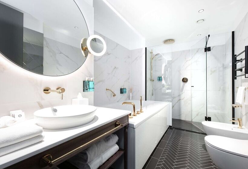 سوئیت اجرایی با بالکن, Movenpick Hotel Tallinn