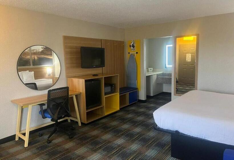 Стандартный Номер Кровать Кинг, Travelodge By Wyndham Mobile Al