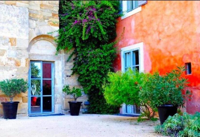 اتاق سوپریور, Domaine Sainte Colombe
