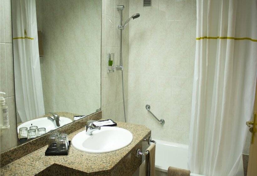 Quarto Superior Vista Piscina, Servatur Don Miguel - Adults Only