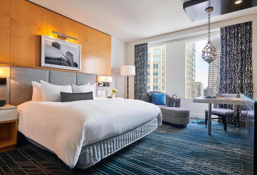חדר דחוקס עם מיטת קינג, Sofitel Chicago Magnificent Mile