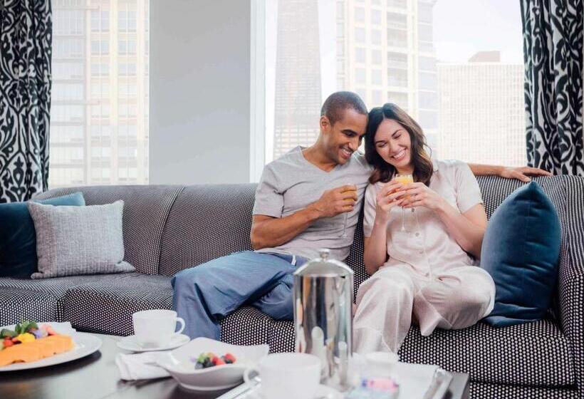 סוויטה יוקרתית, Sofitel Chicago Magnificent Mile