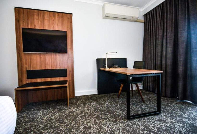 스탠다드 스튜디오, Novotel Barossa Valley Resort