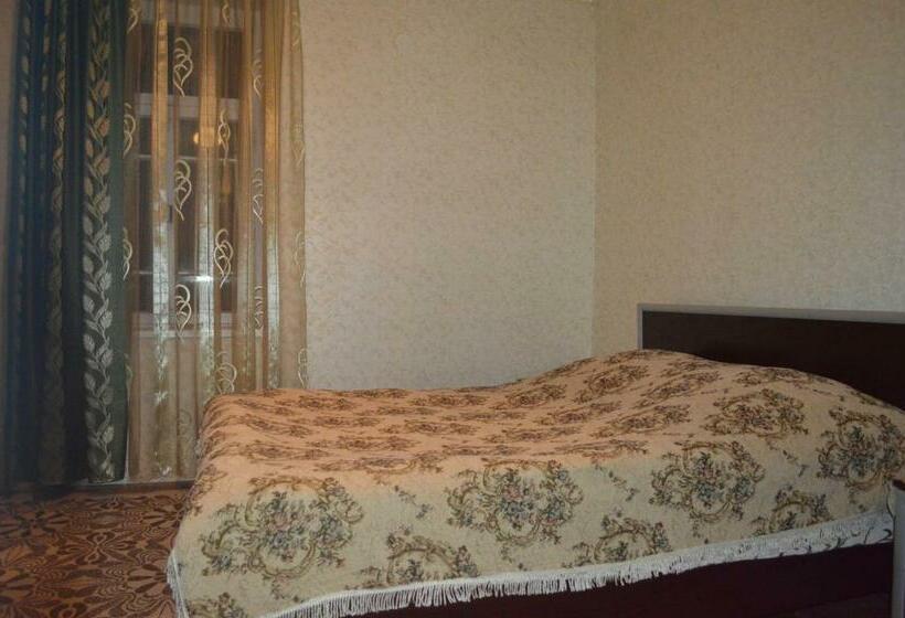 اتاق استاندارد با سرویس بهداشتی مشترک, Tsminda Giorgi Apartment