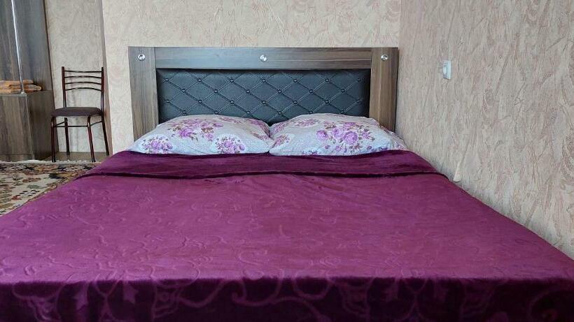 اتاق استاندارد چهار تخته, Tsminda Giorgi Apartment