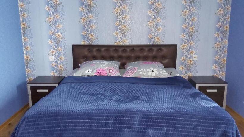 اتاق استاندارد سه نفره, Tsminda Giorgi Apartment