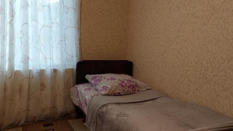 اتاق استاندارد سه نفره, Tsminda Giorgi Apartment