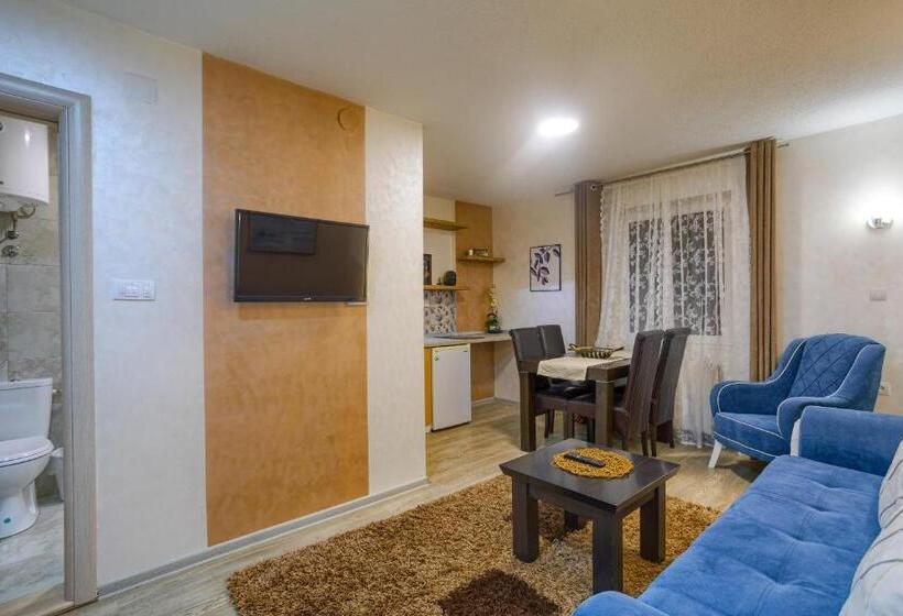 سوییت خانوادگی, Guesthouse Dabić