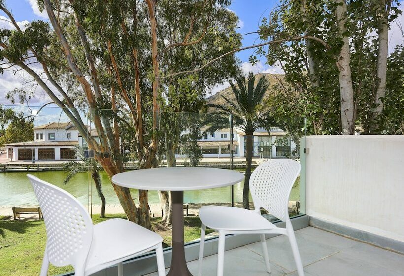 آپارتمان لوکس 1 خوابه, Bellevue Club