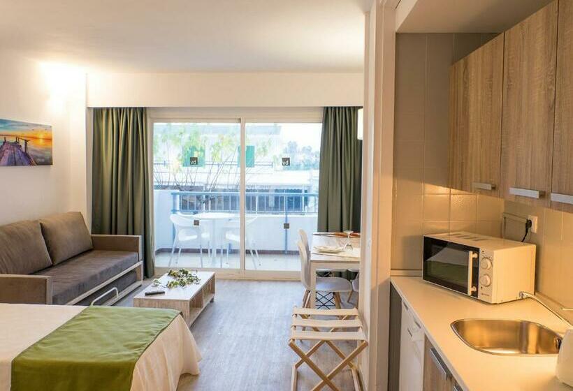 استودیوی استاندارد, Bellevue Club