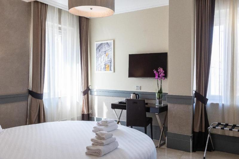 اتاق لوکس, Castellino Roma