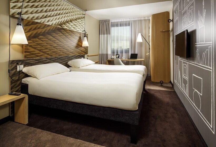 Семейный Номер, Ibis Leicester