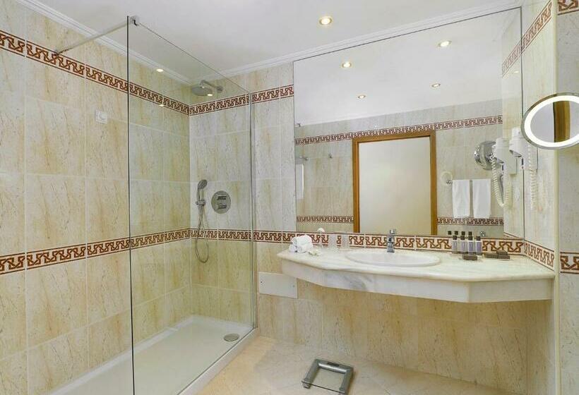 חדר סטנדרט נוף לגינה, Ria Park Hotel & Spa