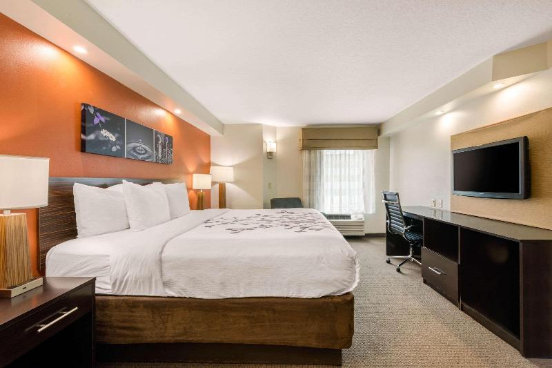 수피리어 스위트, Stanford Suites