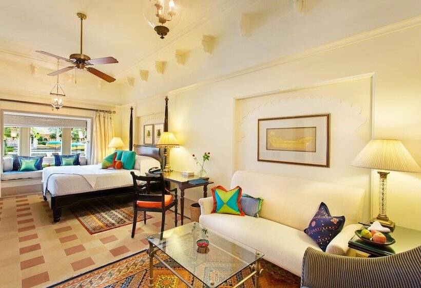 带泳池景观的优质房间, The Oberoi Udaivilas Udaipur