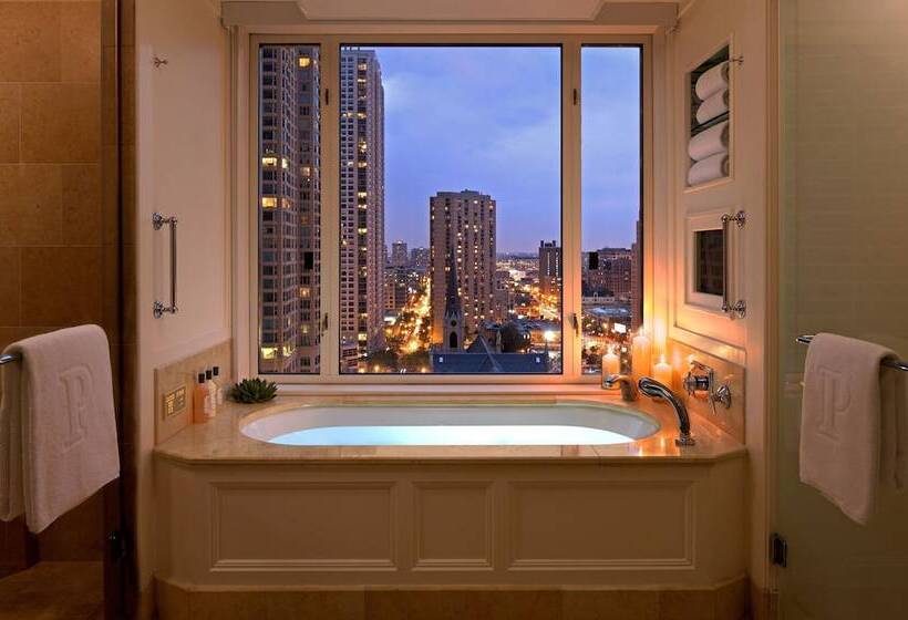 جناح إدارى, The Peninsula Chicago