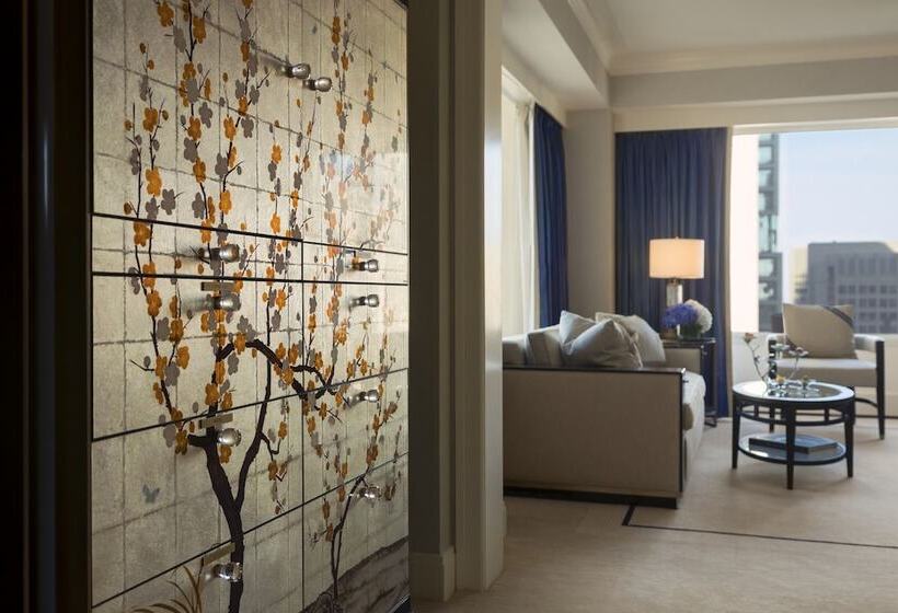 جناح إدارى, The Peninsula Chicago