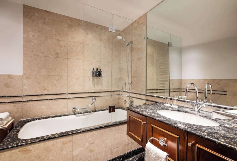 سوییت جونیور, Lindner Hotel Frankfurt Main Plaza, Part Of Jdv By Hyatt