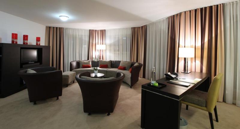 سوییت, Lindner Hotel Frankfurt Main Plaza, Part Of Jdv By Hyatt