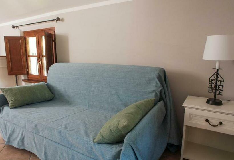 اتاق دوبلکس, Casale La Fata  Tipico Toscano Immerso Nelle Colline Tra Lucca E Versilia, 6 Appartamenti Indipenden