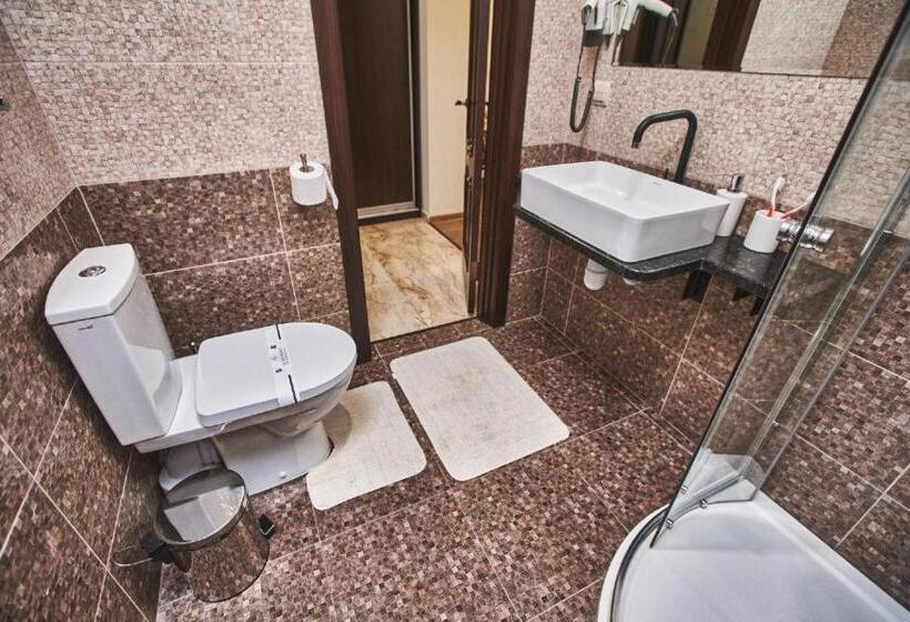 سوئیت با بالکن, ангел комфорт