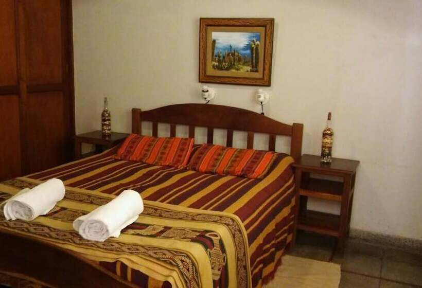 Номер Стандарт, Azul Humahuaca Hostal