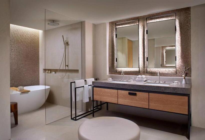 Номер Deluxe, The Ritzcarlton, Perth