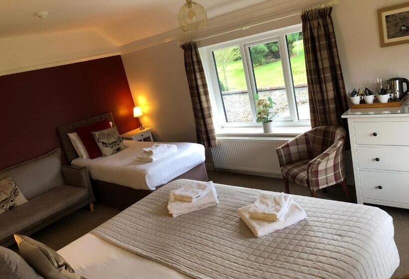 Семейный Номер, Burton Lodge Guest House & Spa