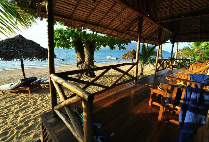 اتاق استاندارد با چشم‌انداز دریا, Antoremba Lodge