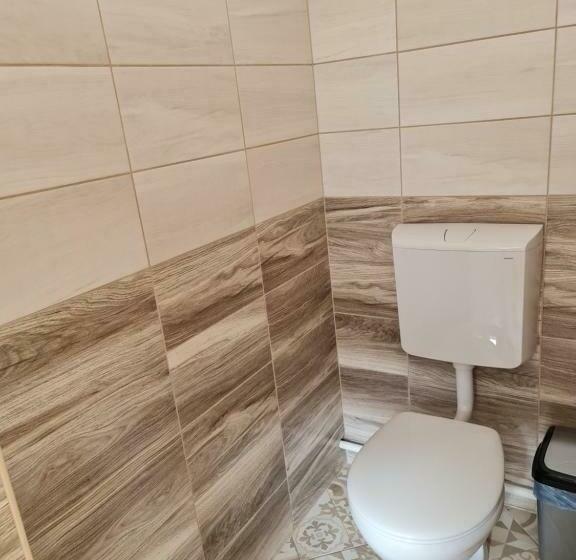 خانه 3 خوابه, Borostyán Vendégház