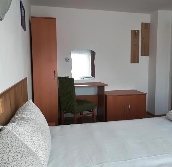 Номер Стандарт, Family Hotel May