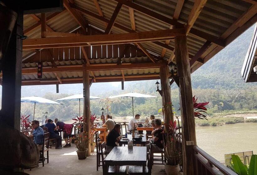 Номер Стандарт Вид на Сад, Lattanavongsa Guesthouse And Bungalows