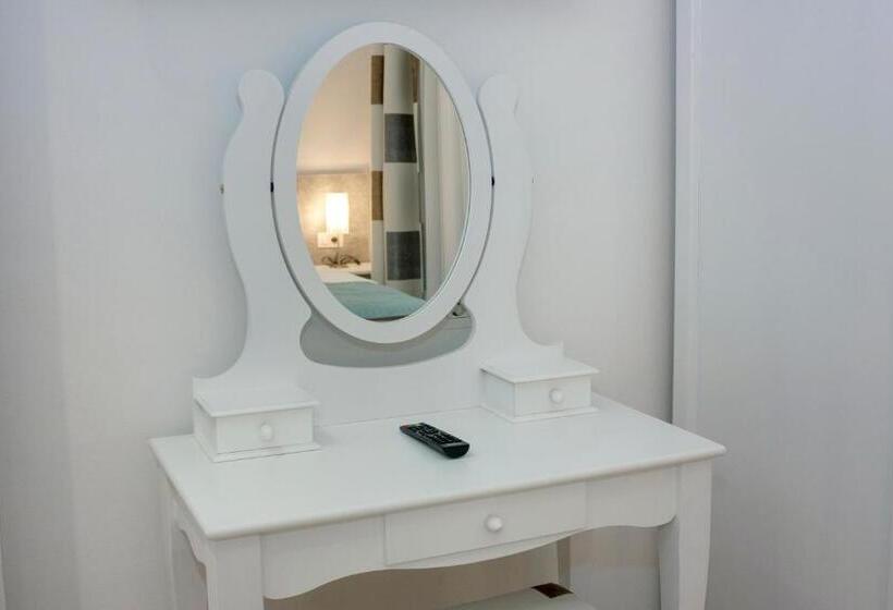 اتاق لوکس, Villa Onix
