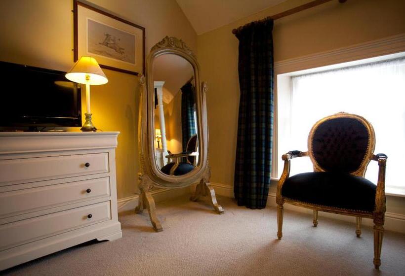 اتاق استاندارد یک نفره, Conyngham Arms Hotel