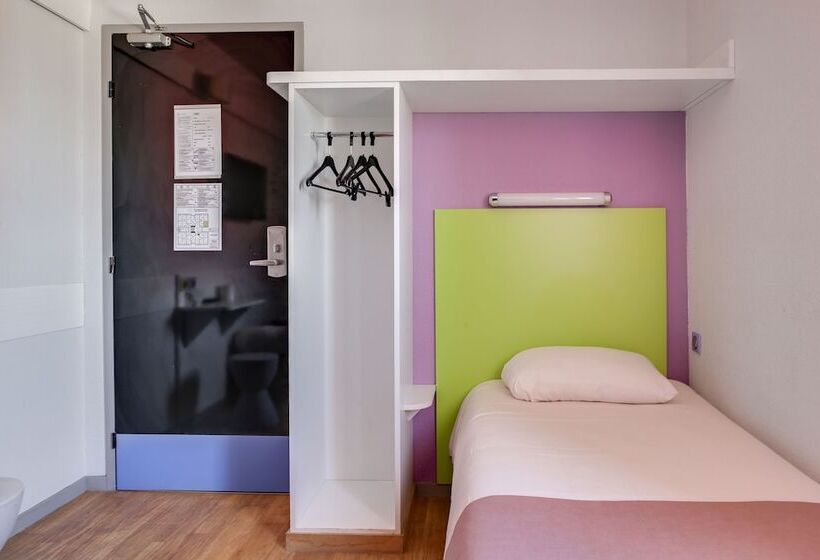 اتاق استاندارد سه نفره, Hôtel Valence Sud