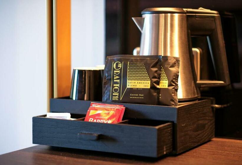 اتاق استاندارد, The Grafton