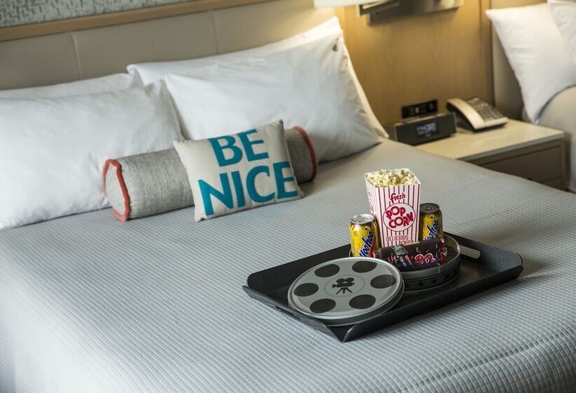 اتاق استاندارد برای معلولان, Universal S Hard Rock Hotel®