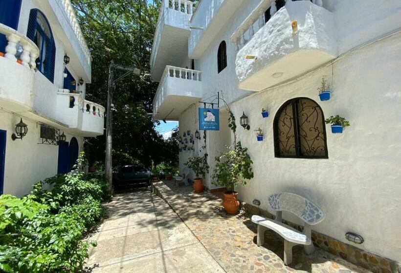 استودیوی استاندارد, Aldea Bella Boutique