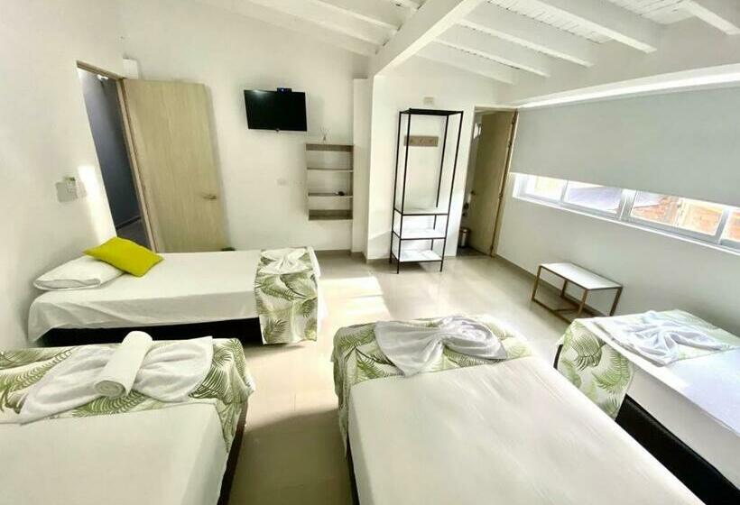 اتاق خانوادگی, Biohotel Rio Claro