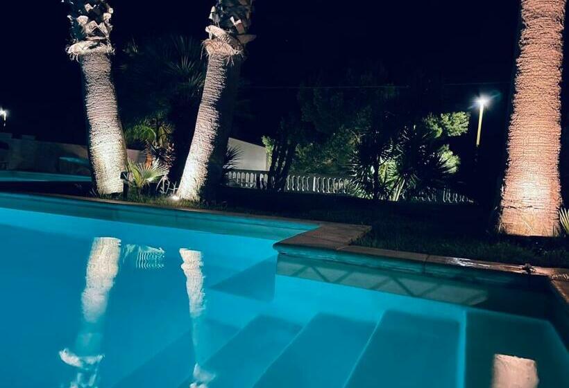 آپارتمان 1 خوابه با چشم‌انداز دریا, Manca Residence