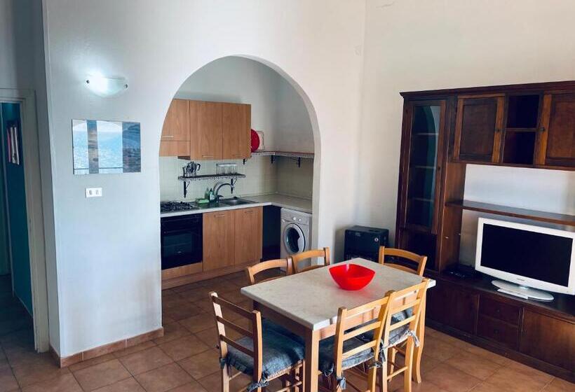 آپارتمان 1 خوابه با چشم‌انداز دریا, Manca Residence
