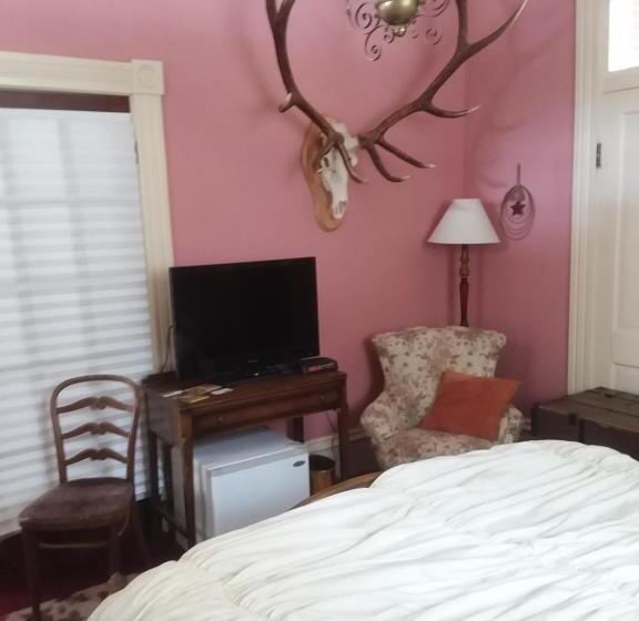 Номер Стандарт Совместная Ванная, The Mays Place Bed And Breakfast