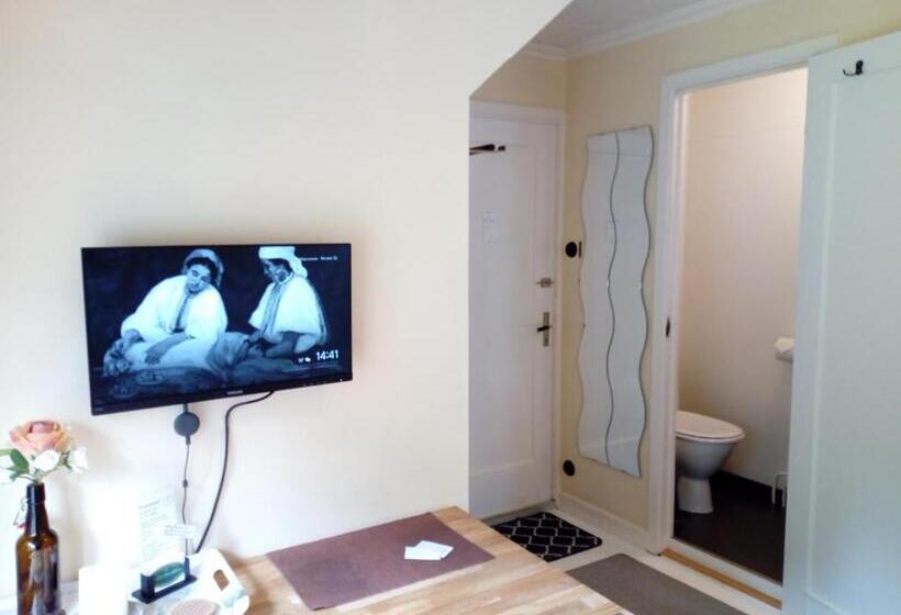 Номер Стандарт, Ullaredsgården B&b Express