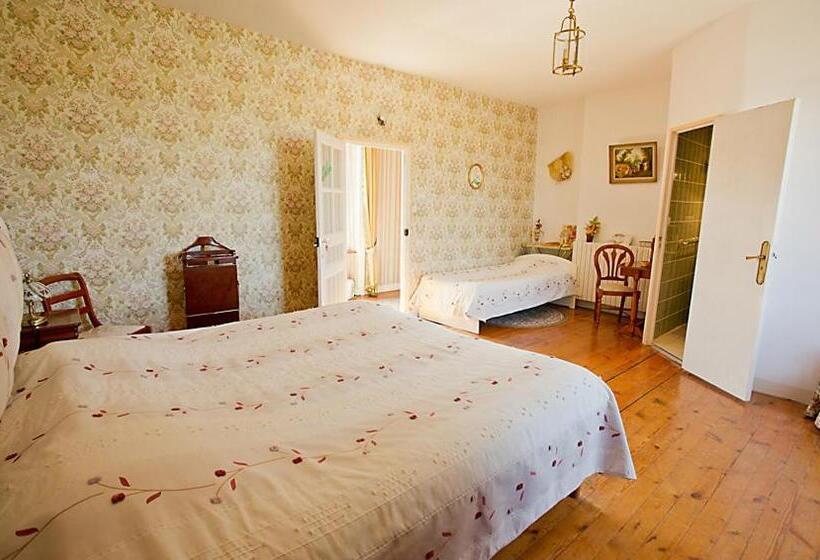 Номер Стандарт Трехместный, Domaine Saint Hilaire