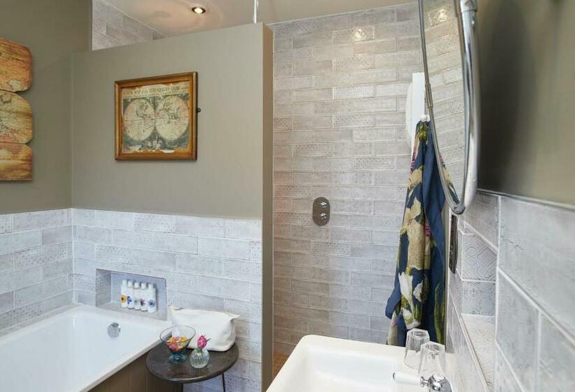 Люкс с Террасой, Boutique Bedrooms