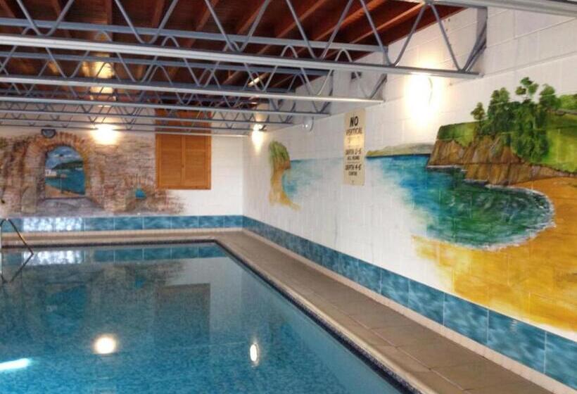 Семейный Номер, Stoke Lodge