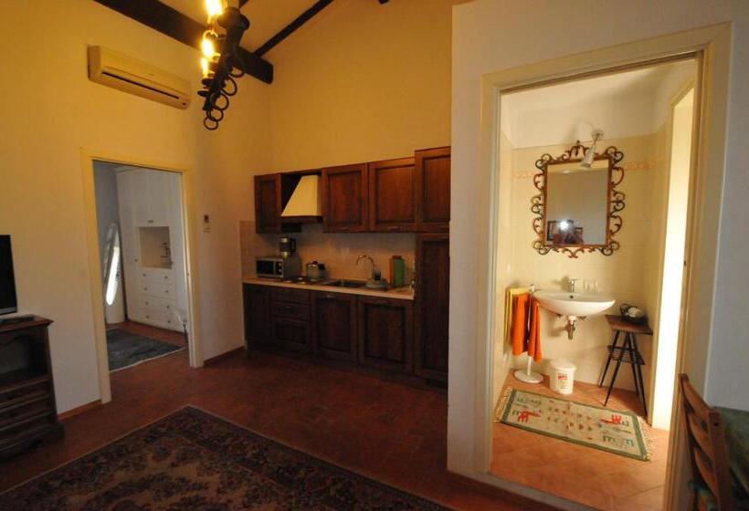 Апартаменты 1 Спальня, Olivia B&b And Apartment
