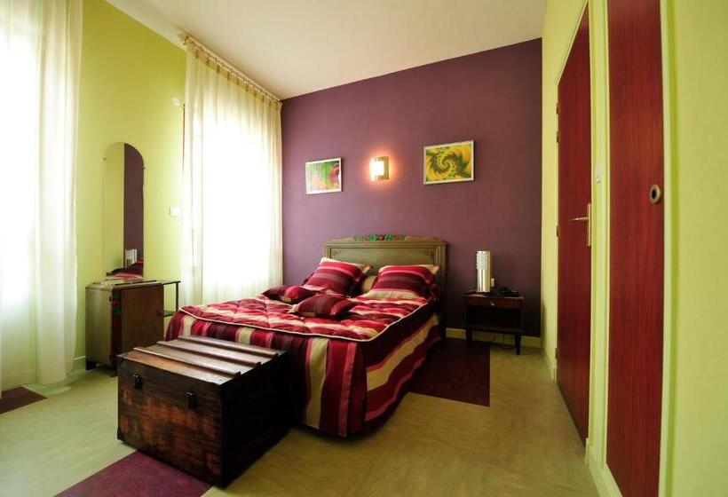 Номер Стандарт, Hôtel Bertrand