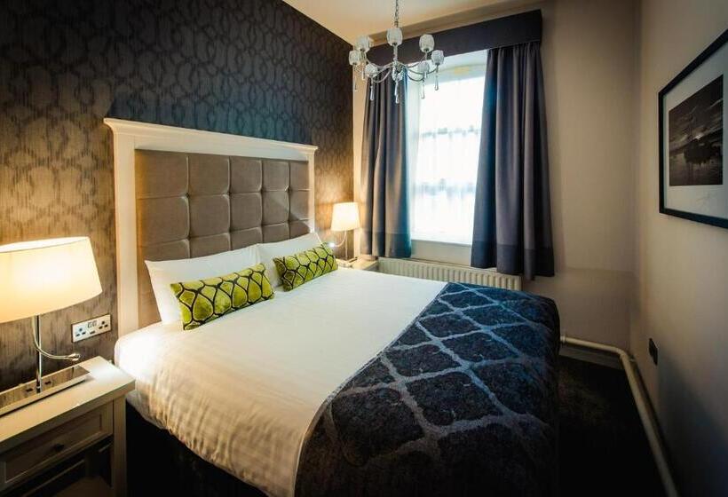 اتاق لوکس, Isaacs Cork City